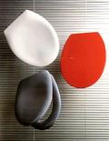 Thermoset toilet seats ( bright, colored molded melamine compounds)